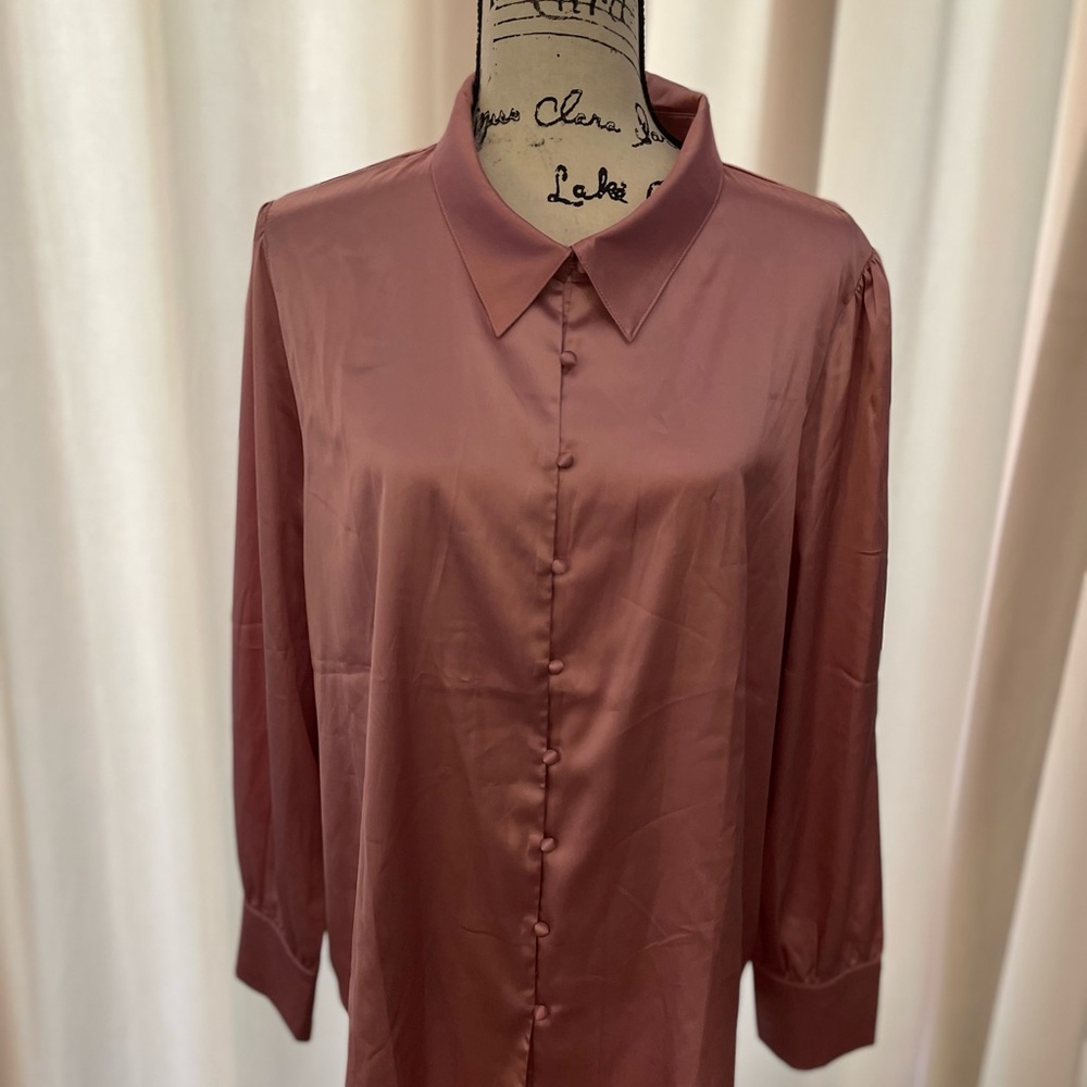 Women’s Blouse, XL, mauve color NWT